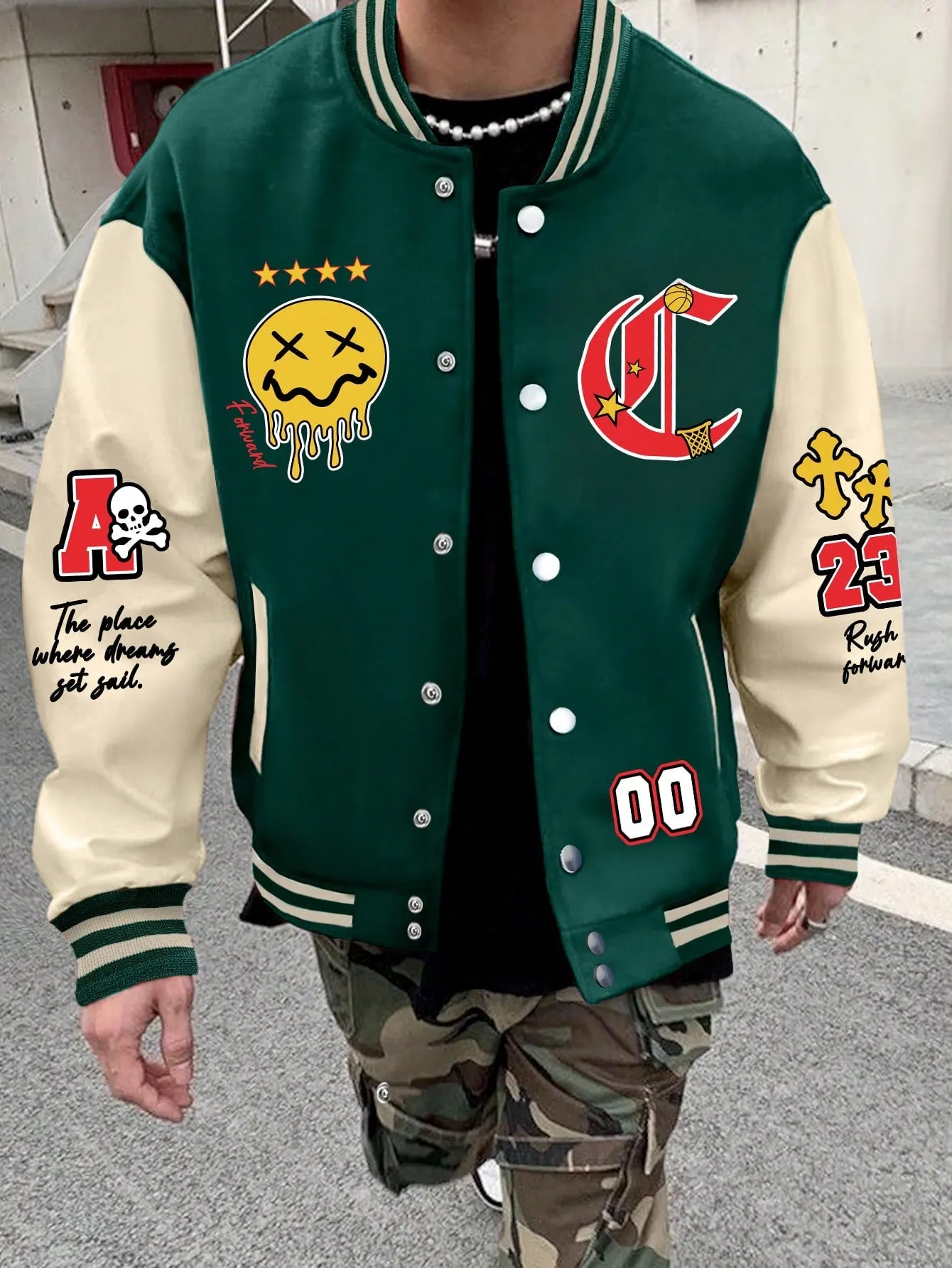 Manfinity EMRG Oversized Men's Cartoon & Letter Graphic Striped Trim Color Block Varsity Jacket